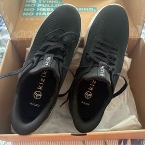 Women's Black Athletic Shoes